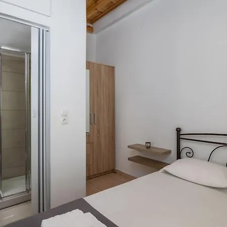 George's Cozy House Triovasalos