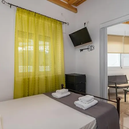 Apartment George's Cozy House Triovasalos