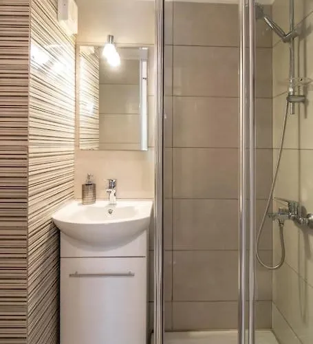 George's Cozy House Triovasálos