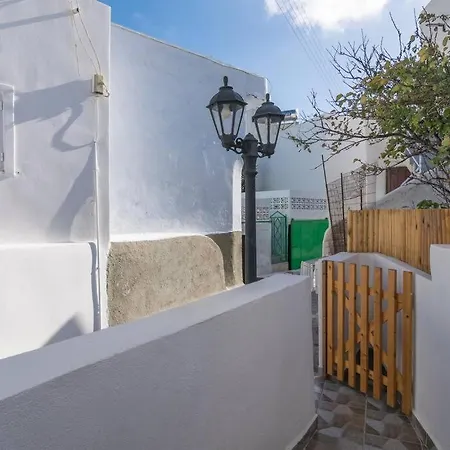 Apartamento George's Cozy House Triovasálos