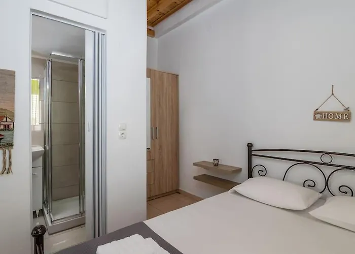 George's Cozy House Triovasálos