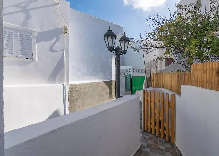 Apartamento George's Cozy House Triovasálos